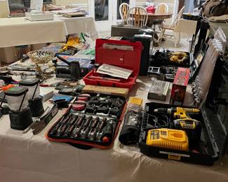 We have a cute round antique oak 42" table.  Priced to sell!
