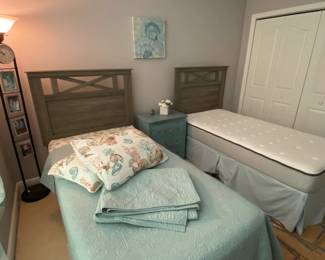 Twin Beds Wood Headboards