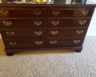 EHTANL ALLEN GEORGIAN COURT DRESSER & MIRROR