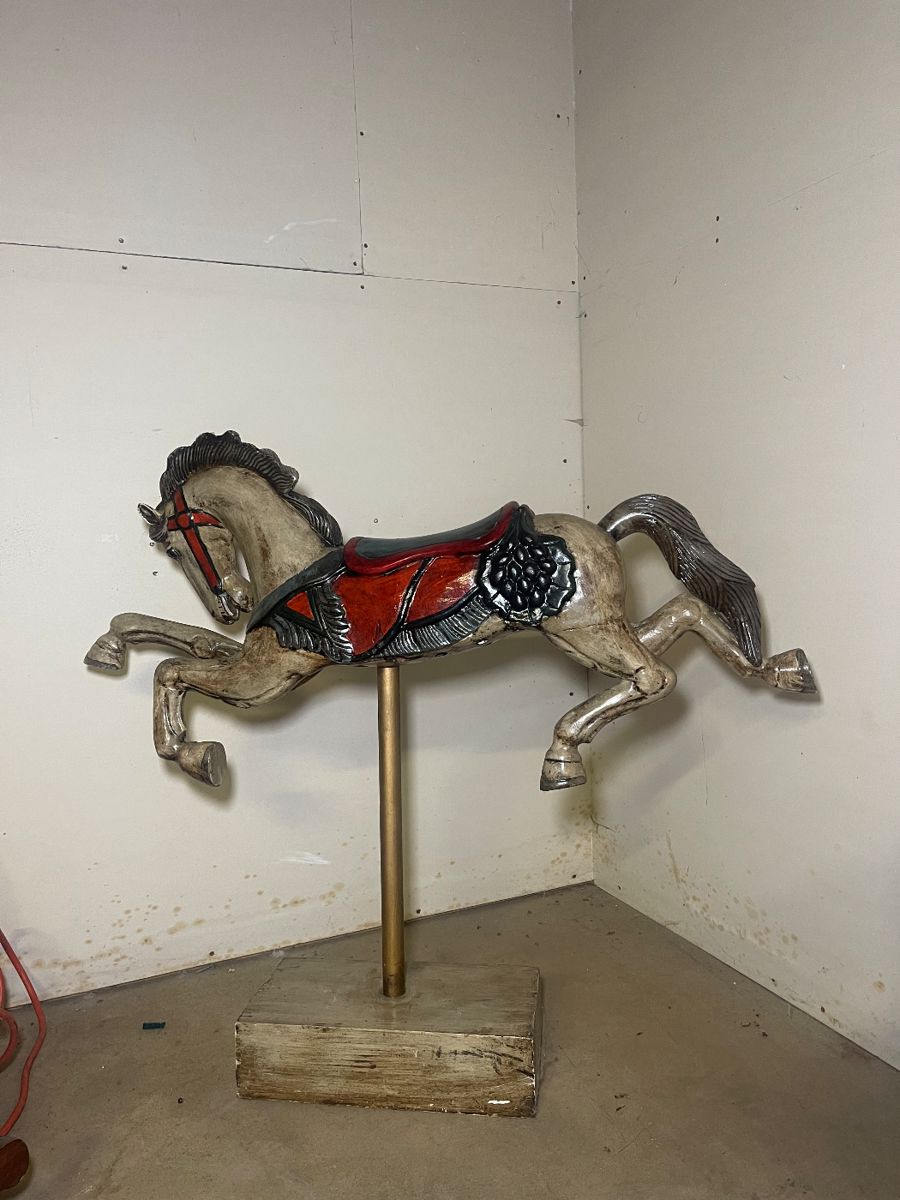 The Estate Extravaganza In Schaumburg Liquidation... starts on 2/8/2024