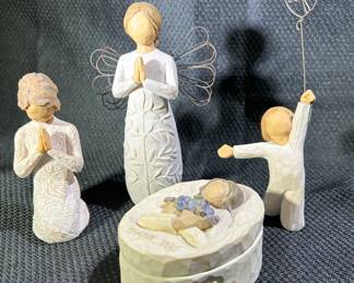 Willow Tree Figurines 