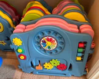 Playpen/ Play Yard