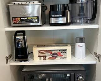 Kitchen Appliances  -  Hamilton Beach, Waring, Oster