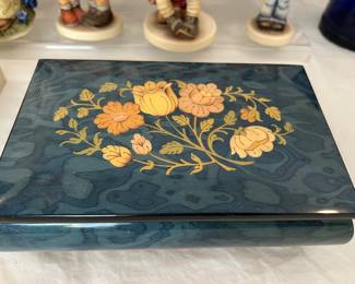 Italian music box🎶🎶🎶🎶