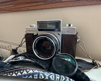 Vintage Topcon Wink S Mirror 35mm Film Camera with Topcor 53mm f/2 Lens