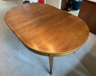 vintage dining table with extra leaf  
