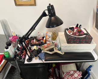Salon Nail Table/Caddy with Lamp