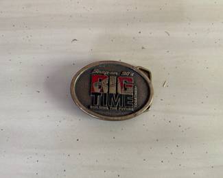 Snap on belt buckle