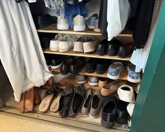 Womens shoes new and used (size 9.5)