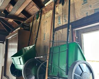 Fertilizer Spreaders