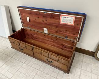 Vintage Cushioned Cedar "Sweetheart Chest" by Lane.