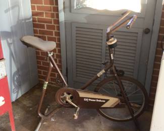 Vintage DP Pacer Deluxe exercise bike $50.