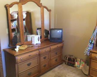 Lexington 9 drawer dresser w/ triple mirror $300.