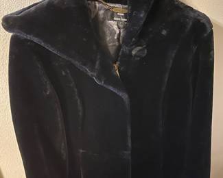 Dennis Basso Black Faux Fur Cropped Jacket - Size Small