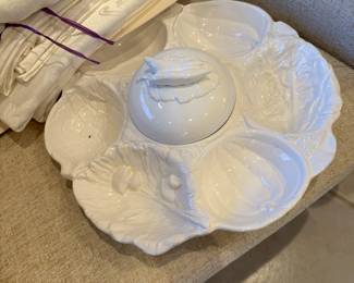 ceramic white chip and dip