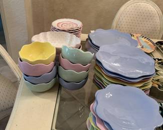 Pastel dishes