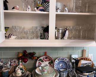 Full kitchen 