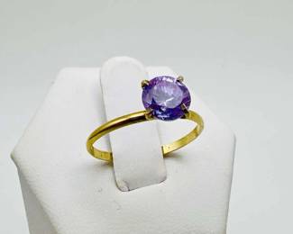 Sparkling Lilac 22K Gold Ring
