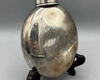 Meriden Silver Plate Co Flask & Telescopic Cup Lid
