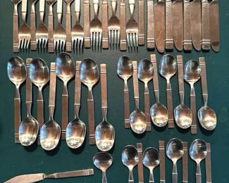 Georgian House Stainless Hammered Flatware
