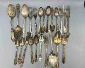 Mixed Silver Plate Cutlery Lot
