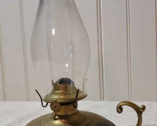 Hurricane Glass Kerosene Lantern
