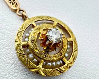 14k Gold 1930's Art Deco Filigree Diamond Pendant Necklace
