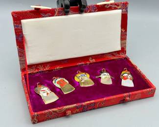Vintage Enamel Chinese Opera Mask Peking Jewelry Pendant Set Of 5 In Silk Case
