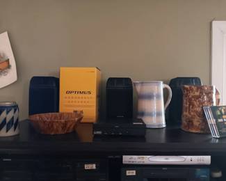 Optimus bookshelf speakers  set of 4