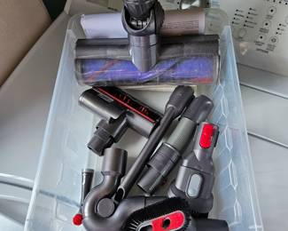 Dyson v7 Vacuum Accessories & Instruction Manual 
