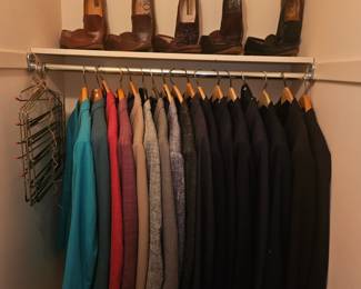 Men's Clothing Size Large (42-44R) & Shoes Size 10-10.5!