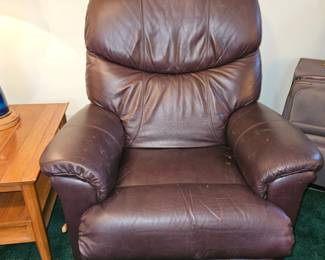 La-Z-Boy Brown Leather Swivel Rocker Recliner!
