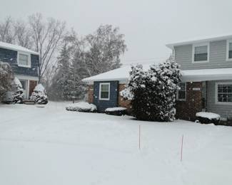 Welcome to our Novi Estate sale.  It is the ranch end unit condo