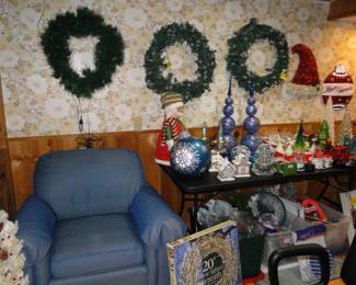 It is a wonderful holiday décor shopping trip