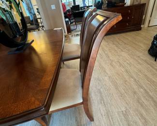 Dining Table with 6 chairs and 2 leafs. $700