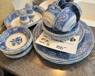 Spode Camilla Pattern Dish Set