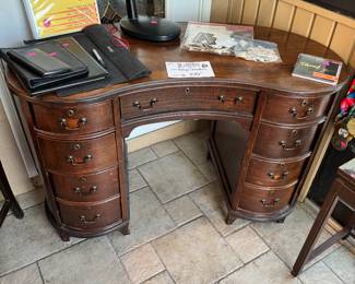 Desk $100
