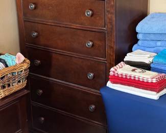 Bedroom Set $1100 (doesn't include mattress and boxspring)