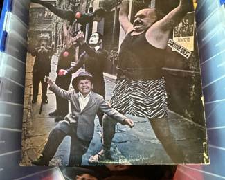 LP's VAIRETY OF PRICES