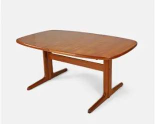 Skovby Mobelfabrik Dining Table w/Extension Leaves
