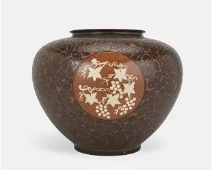 Lee Eun-Koo Korean Buncheong Ware Carved Studio Pottery Vase Bowl
