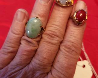 Come one come all small finger people....for our 14 Kt gold rings! 