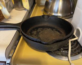 Cast iron pans 