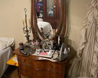 Beautiful vintage furniture 