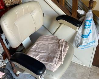 Lift chair 