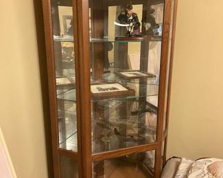 Display case 