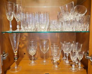 Crystal glasses and stemwareCrystal stemware and drinking glasses