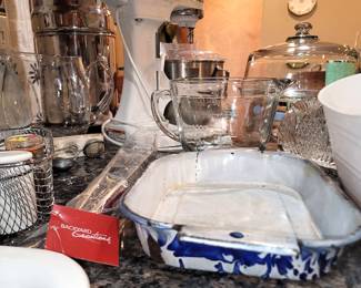 Graniteware/Splatter/Enamelware baking pan