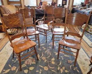 Vintage Oak Pressed Back chairs (5)