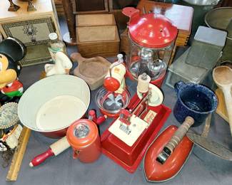 Antique and vintage collectibles